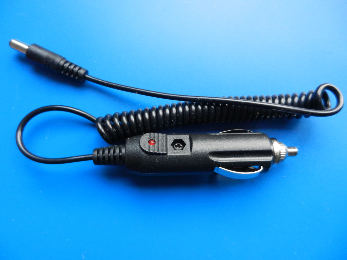 12V Adapter Spiral Kabel für Autoradio Autosteckdose GRUNDIG WKC CAR Audio mit LED Anzeige