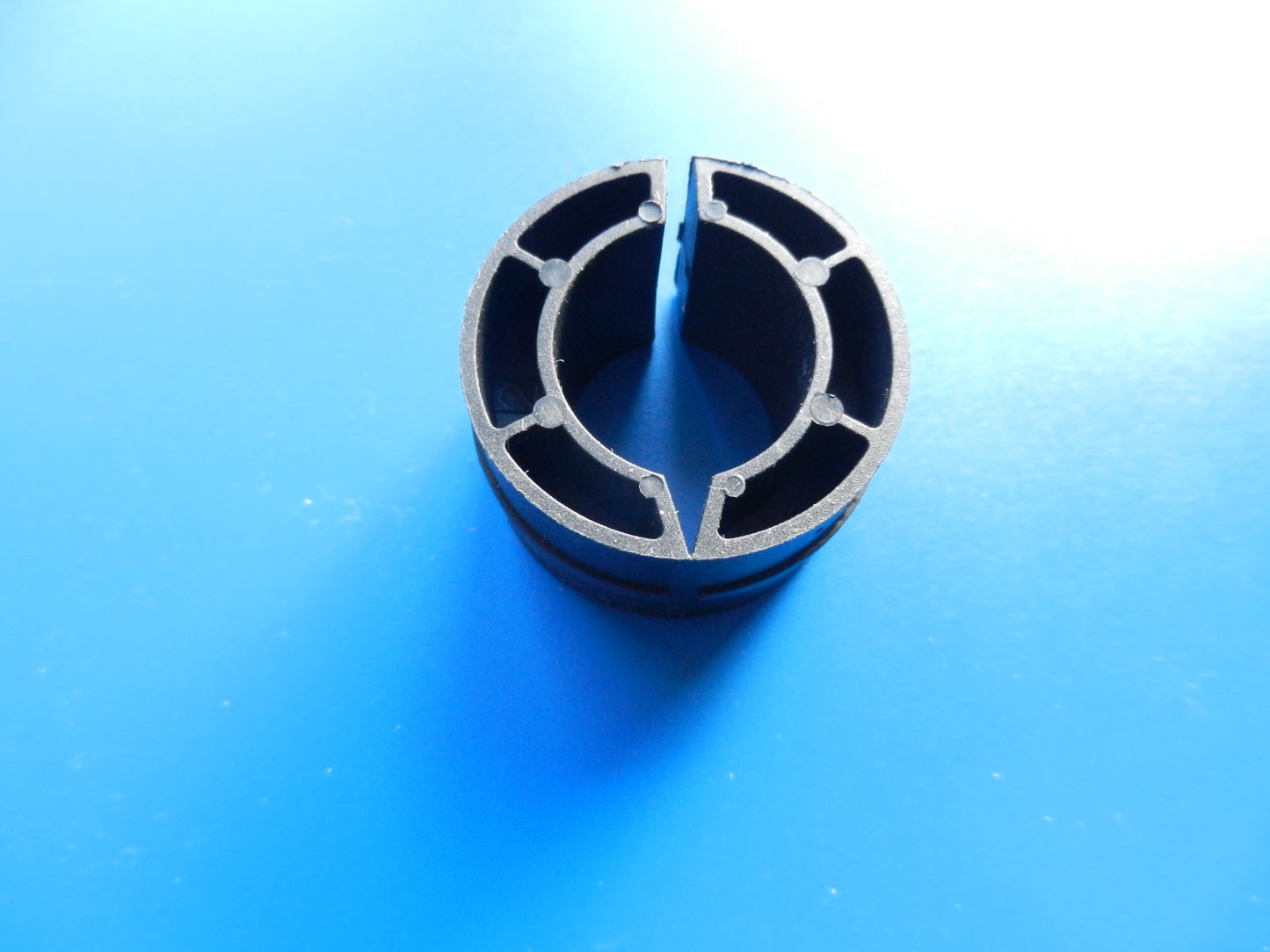 40mm LNB Halter Kunststoff Adapter - Innendurchmesser 22mm