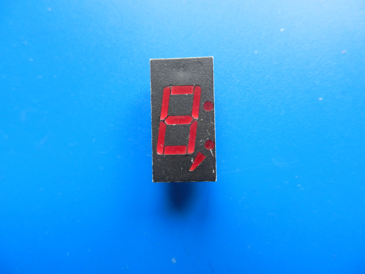 7-Segment LED Anzeige mit 2 Dezimalpunkten , oben und unten und Komma