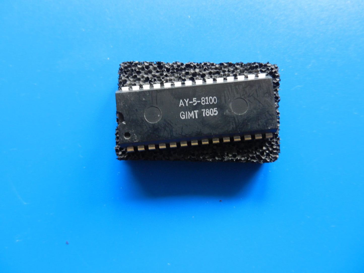 AY-5-8100 Frequenzzähler IC für RPC650, X55 Preceiver, XPC6500TP... von GRUNDIG