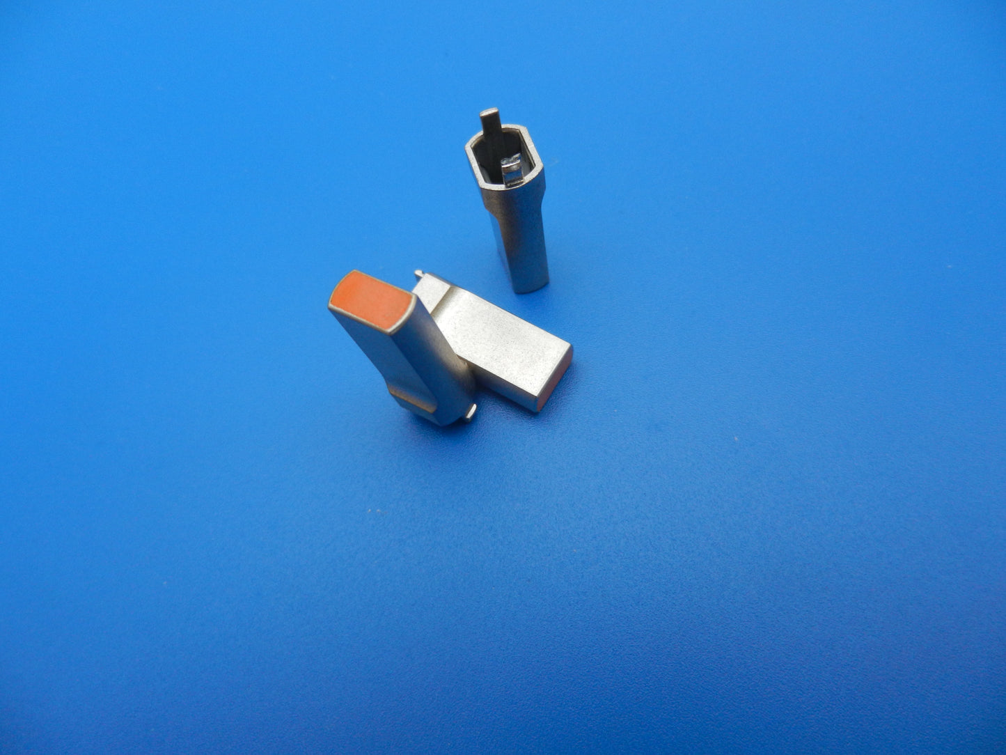 CNF CBF Aufsteckhülse orange für Schalter von GRUNDIG Cassetten Frontlader