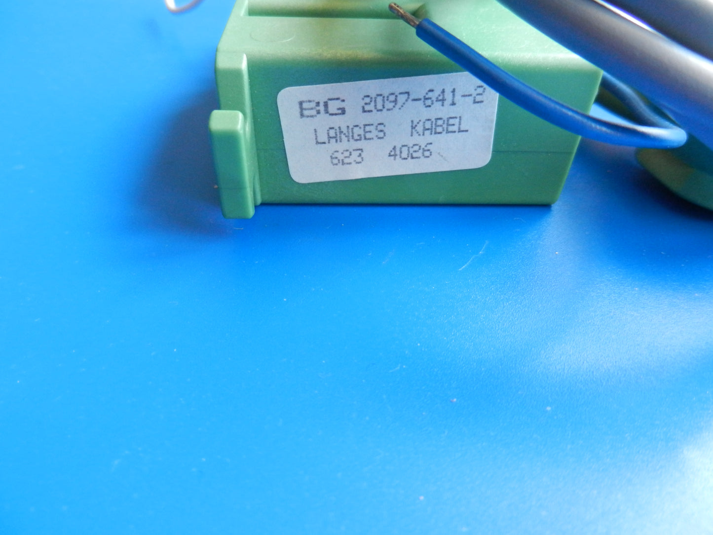 BG2097-641-000 2 Kascade für ältere GRUNDIG TV-Geräte
