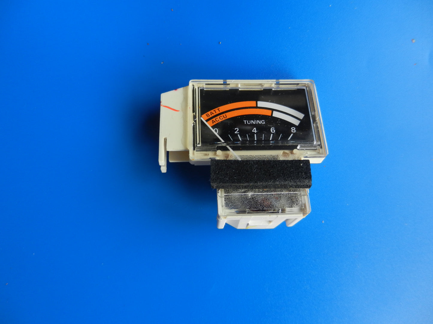 C8000 Tuning / Batterie Anzeigeinstrument für Cassetten Radiorecorder von GRUNDIG