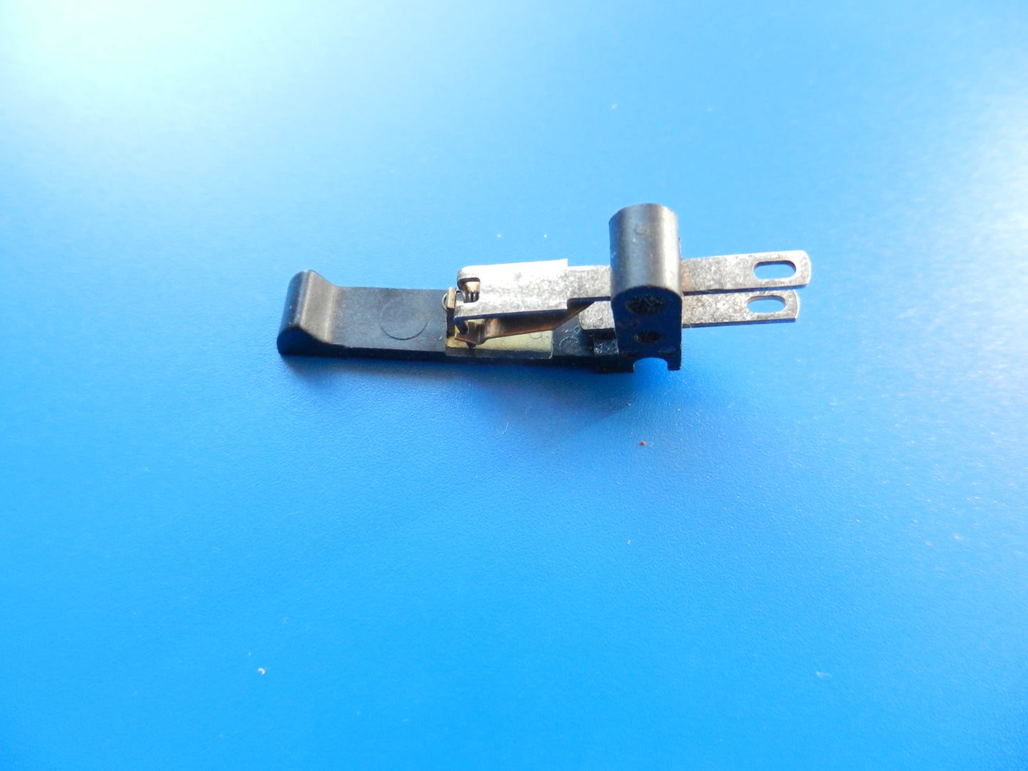 TK545, TK745, TK845.. Netzschalter für Grundig Tonbandgeräte