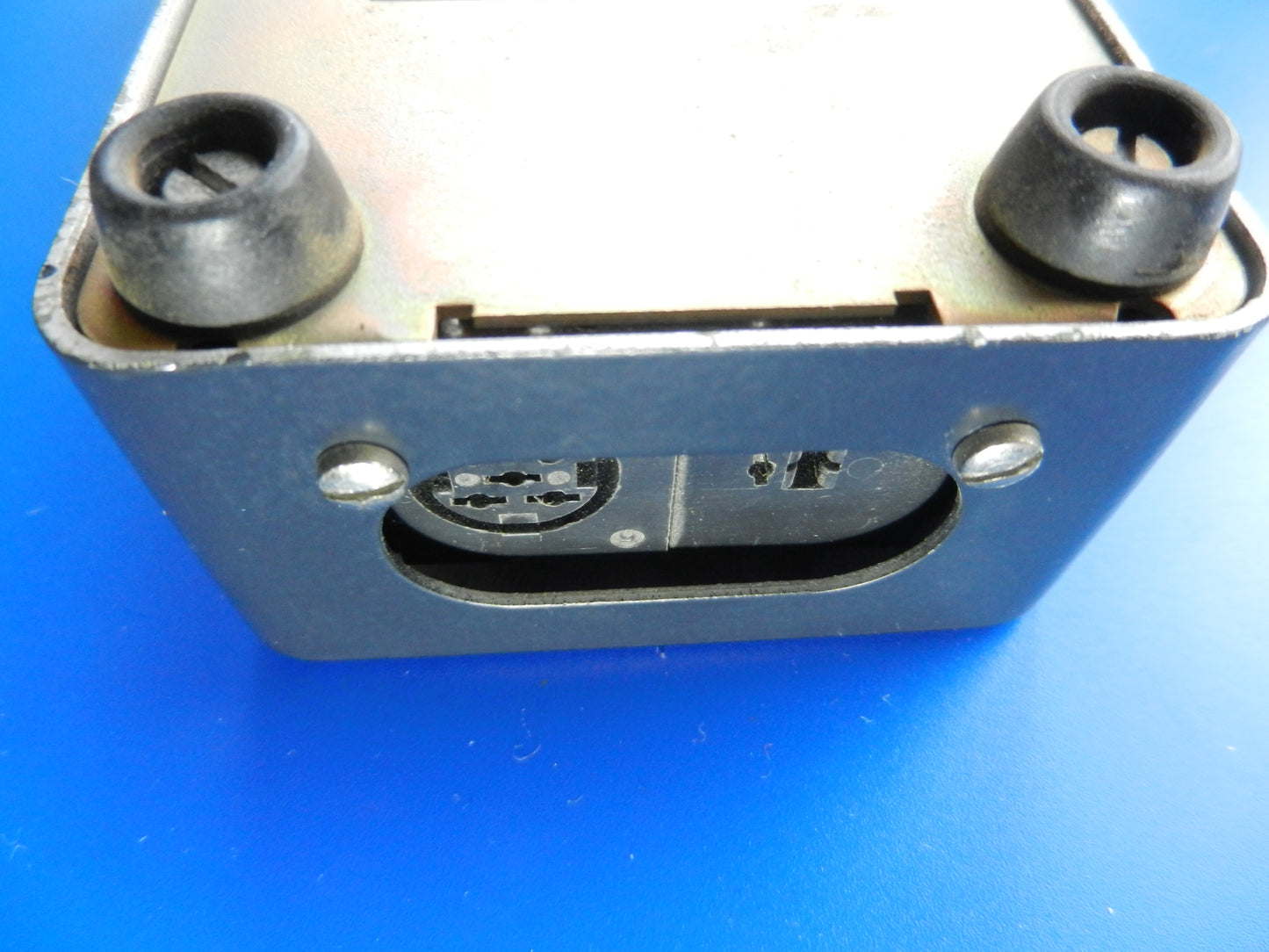 Kopfhörerverstärker 229a von GRUNDIG zum Anschluß und regeln von Kopfhörer