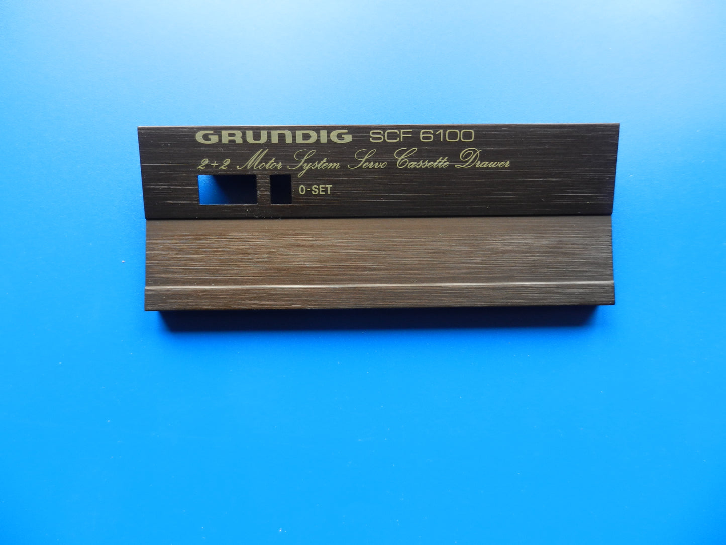 SCF6100 Alu Frontblende klein mit Tasten für Hifi Cassettenrecorder von GRUNDIG