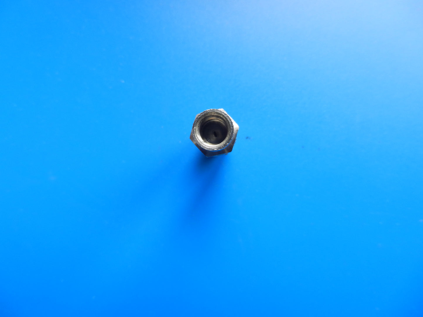 F- Schraubverbinder aus Metall 6,5mm innen