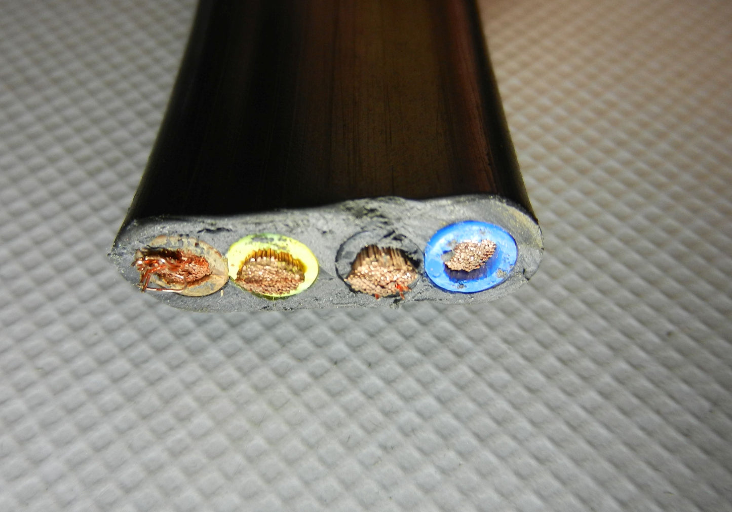 PVC Flachleitung Flachbandkabel Flachkabel 4 polig Meterware 4mm² 1m schwarz