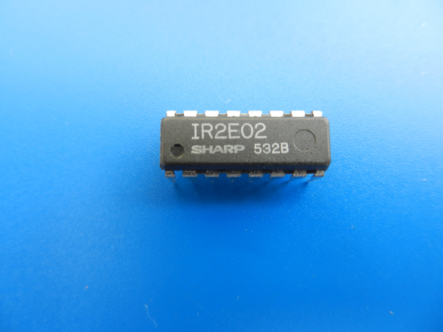 Sharp IR2E02 LED - Anzeige IC für GRUNDIG Hifi - Cassettendecks NEU