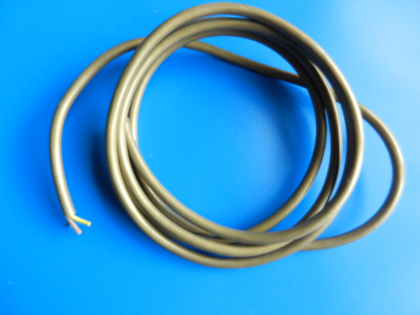 Netzkabel lose goldfarben 2m 3 polig 0,75mm² gebraucht