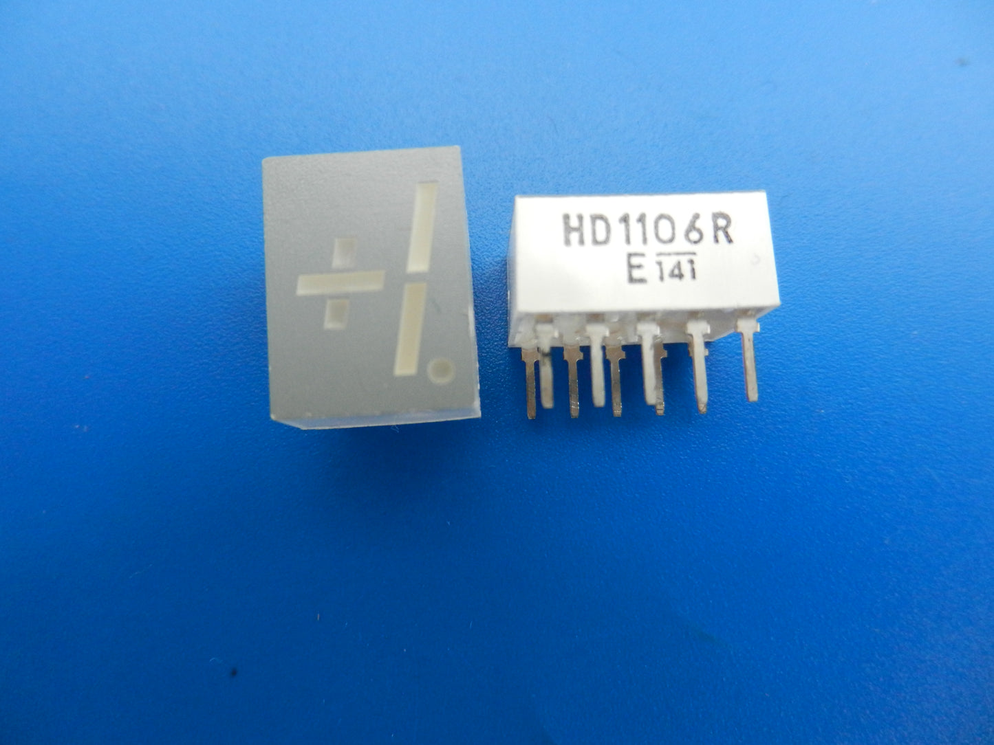HD1106R LED Anzeige für Hifi - Cassettendecks von GRUNDIG