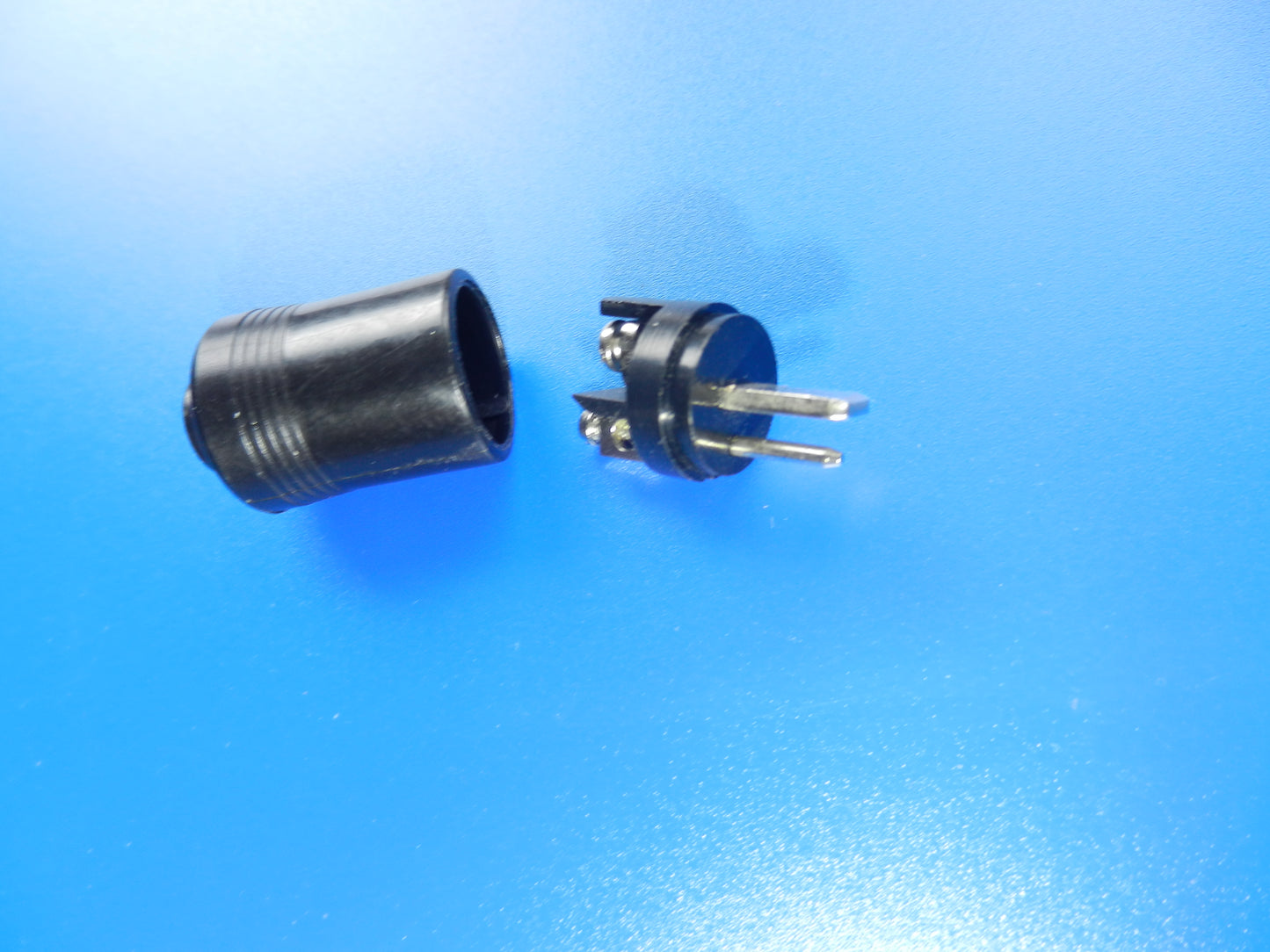 Lautsprecher Stecker 2 polig schraubbar