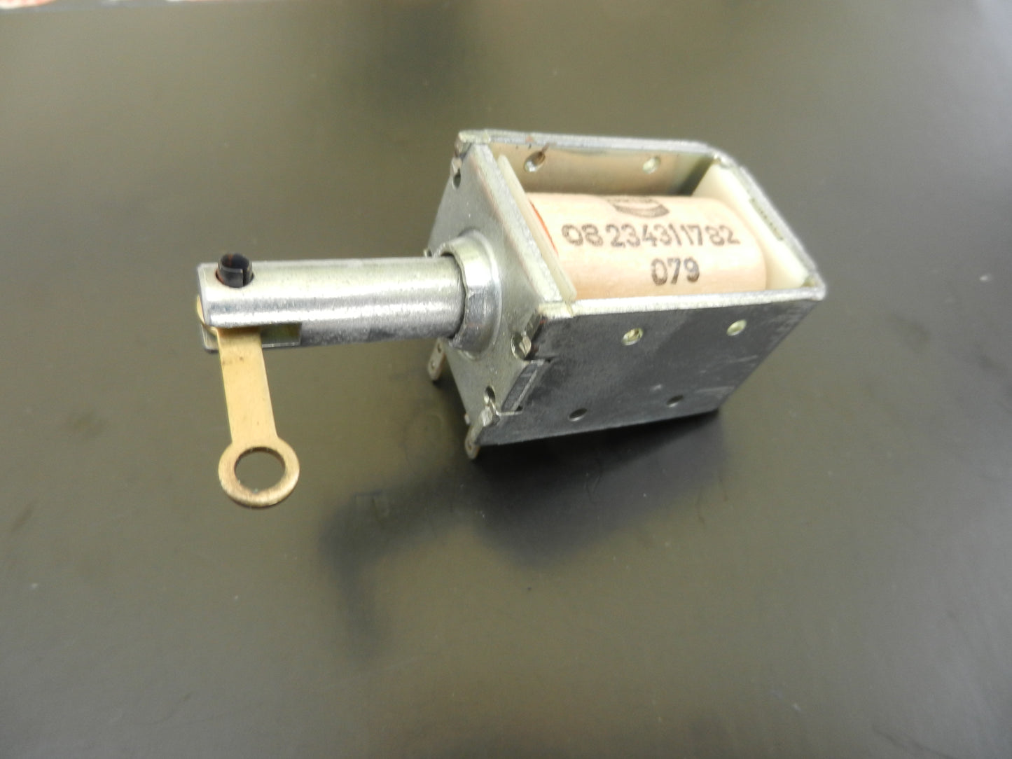 MCF500 MCF600 CF5500 Kopfschlitten Magnet für Hifi Cassettendeck von GRUNDIG