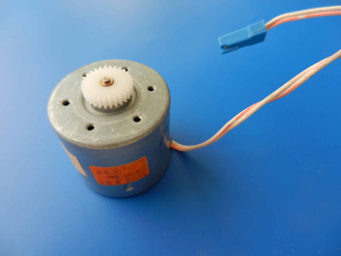 MCF400 CF40 Kopfschlitten Motor mit Ritzel für Hifi Cassettenrecorder von GRUNDIG