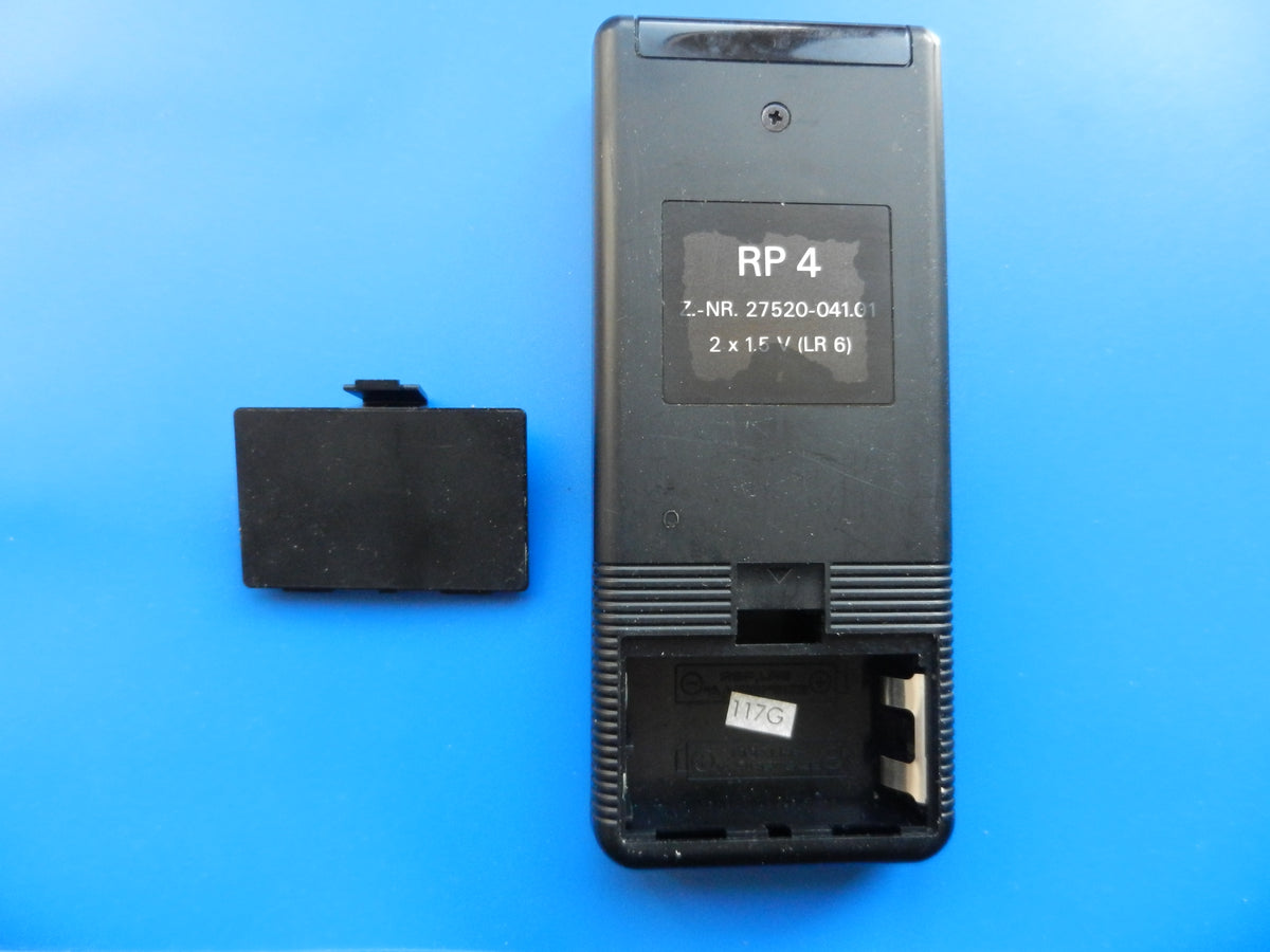 RP4 GRUNDIG Video Original Fernbedienung, wenig gebraucht