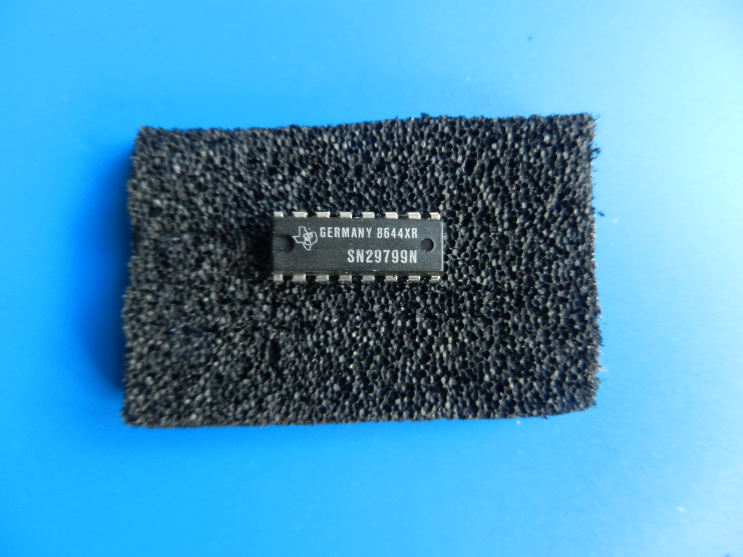 SN29799N Linear IC für GRUNDIG Geräte