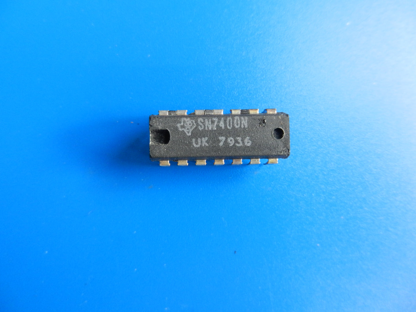 SN7400N IC für GRUNDIG Geräte