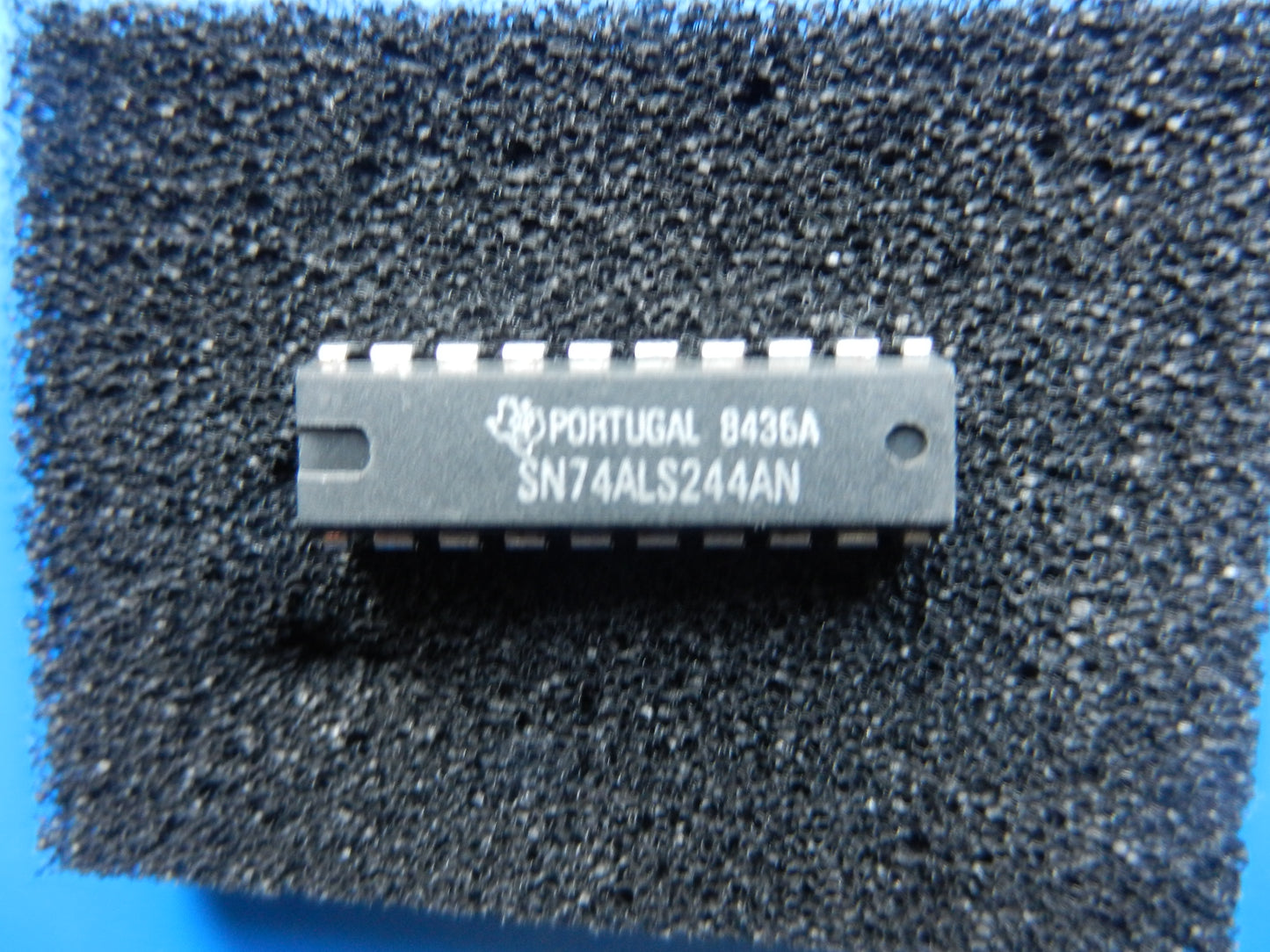 SN74ALS244BN IC für GRUNDIG Geräte