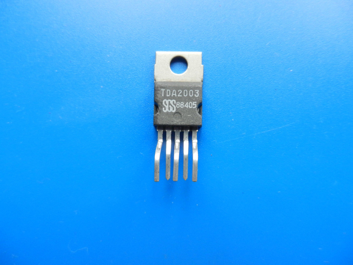 TDA2003 Endstufen IC für Audio und TV Geräte von GRUNDIG