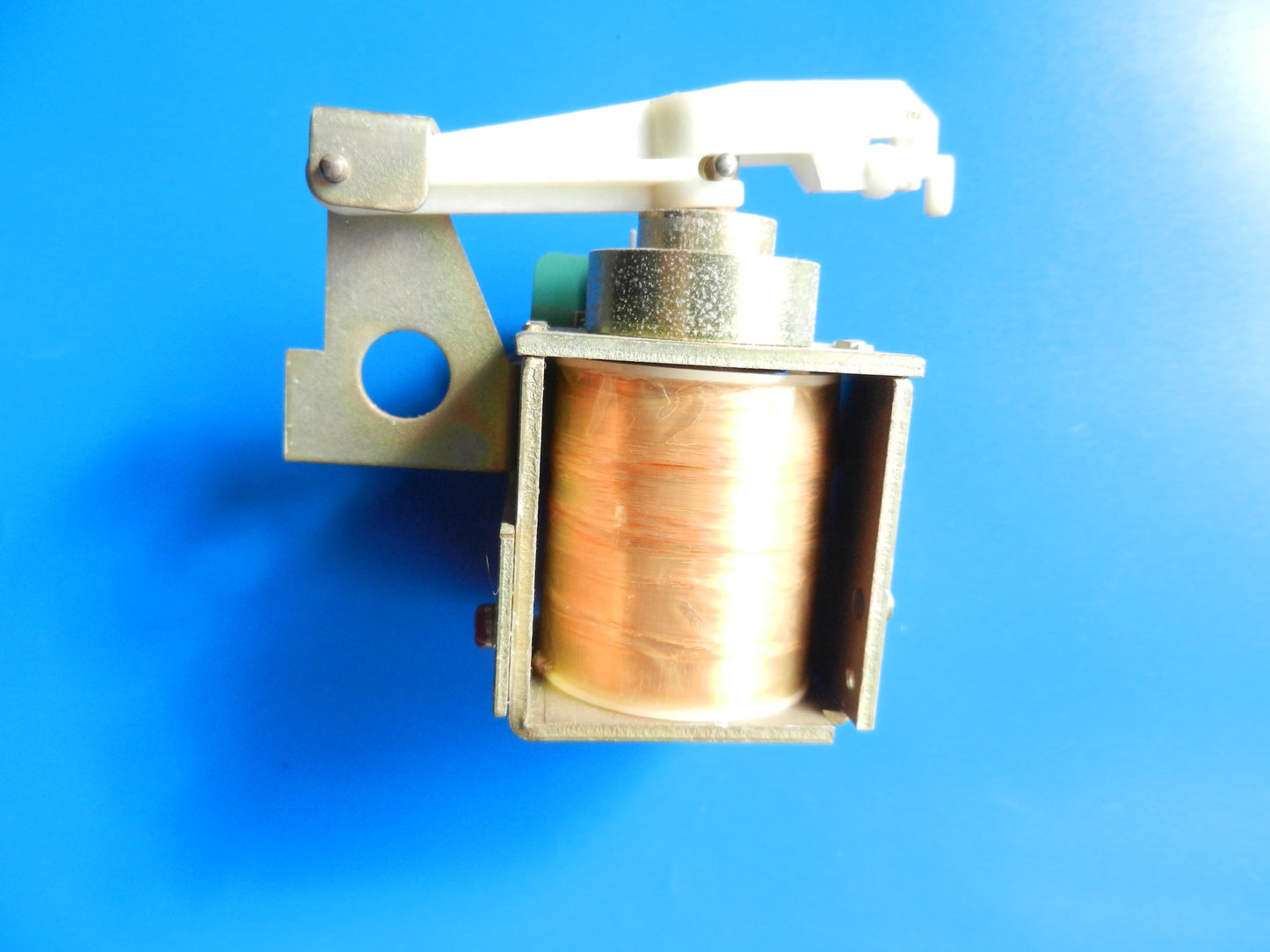 TK745, TK845 Schaltmagnet groß für Grundig Tonbandgeräte