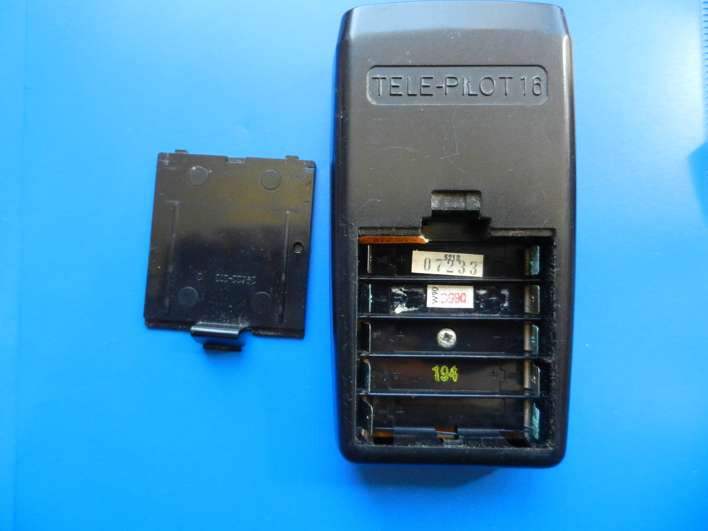 TP16 GRUNDIG Fernbedienung für Super Color von GRUNDIG