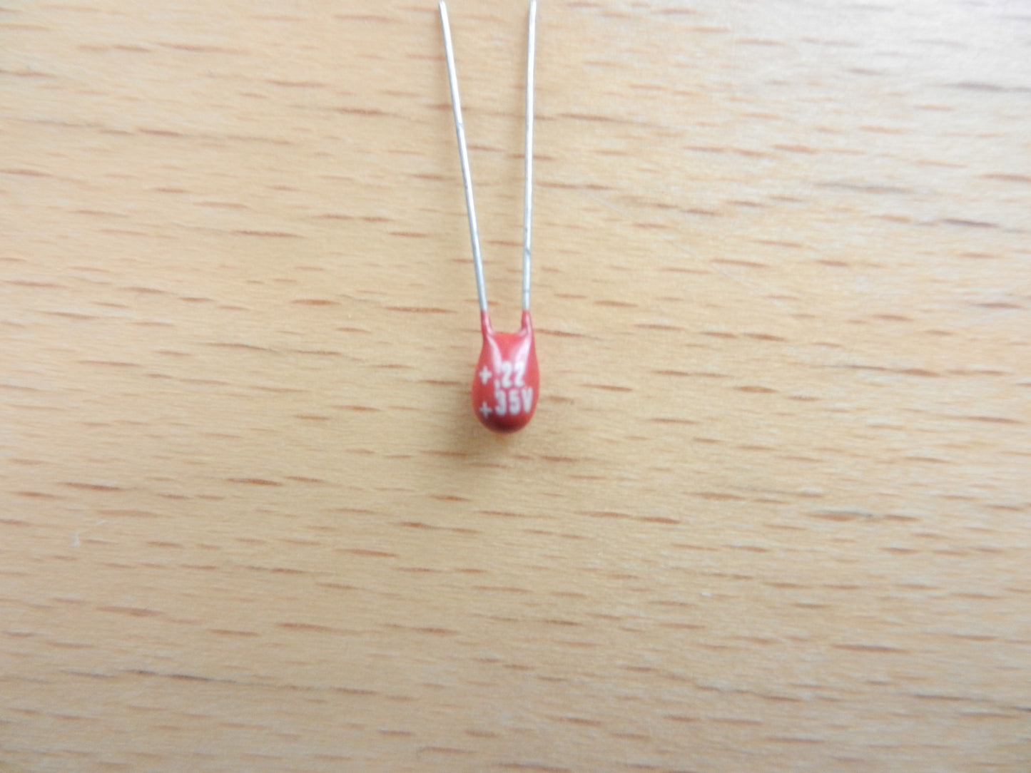 0,22uF 35V Tantal Elko für CF und MCF Frontlader von GRUNDIG