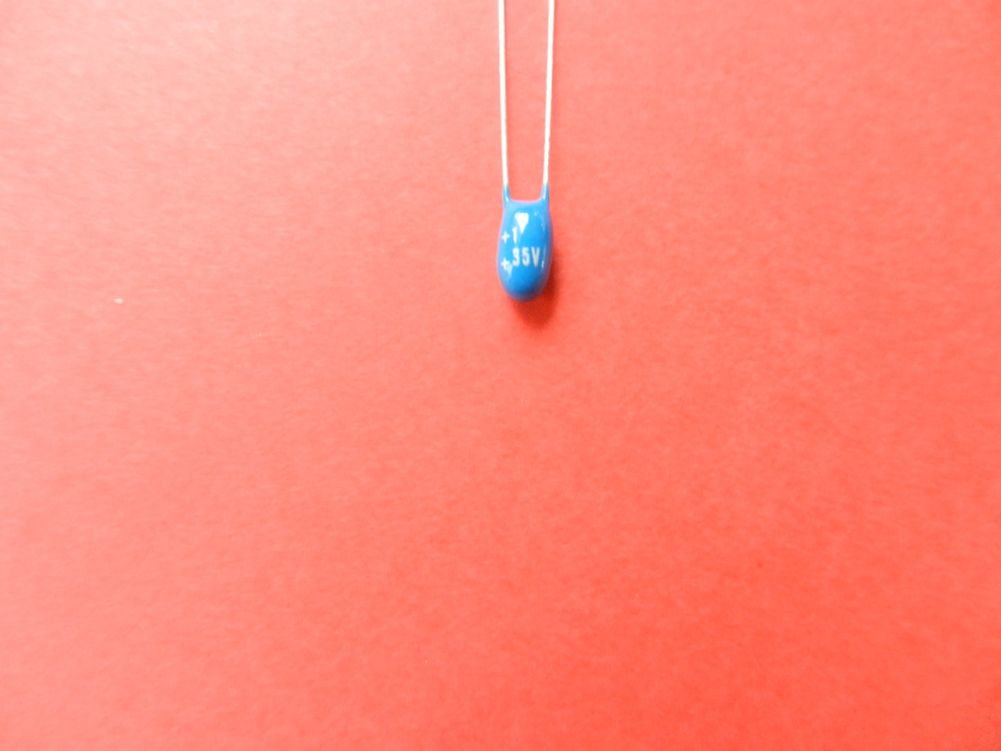 1uF 35V Tantal Elko für CF 5500 , MCF 500 /600 GRUNDIG