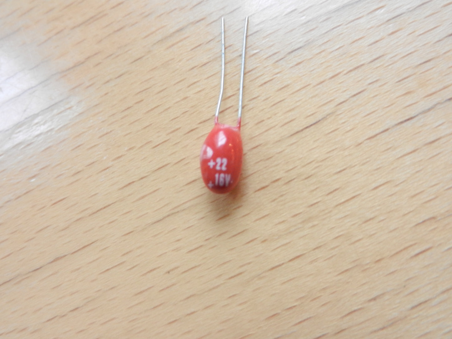 22uF 16V Tantal Elko für CF und MCF Frontlader von GRUNDIG