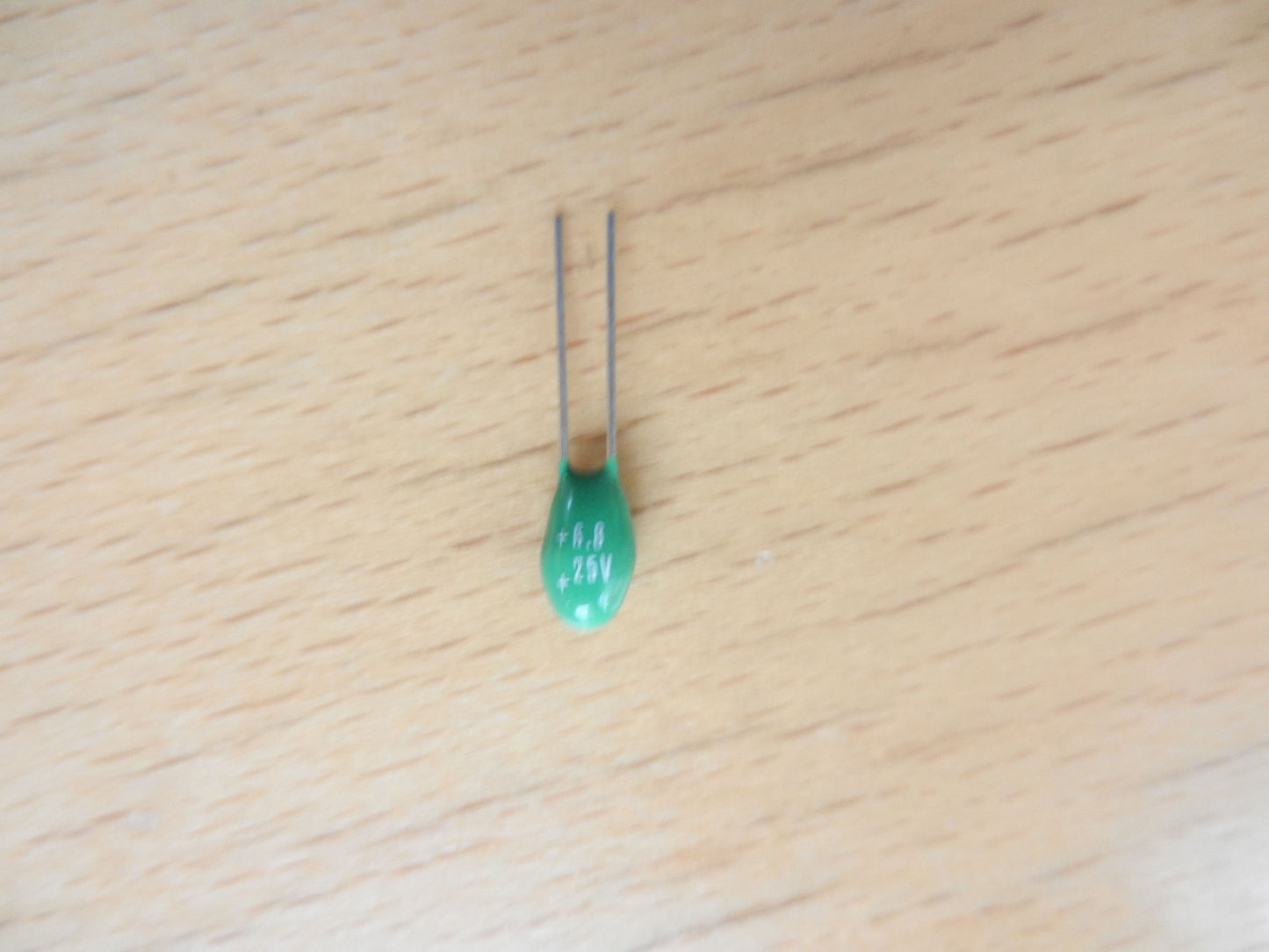 6,8uF 25V Tantal Elko für CF und MCF Frontlader von GRUNDIG