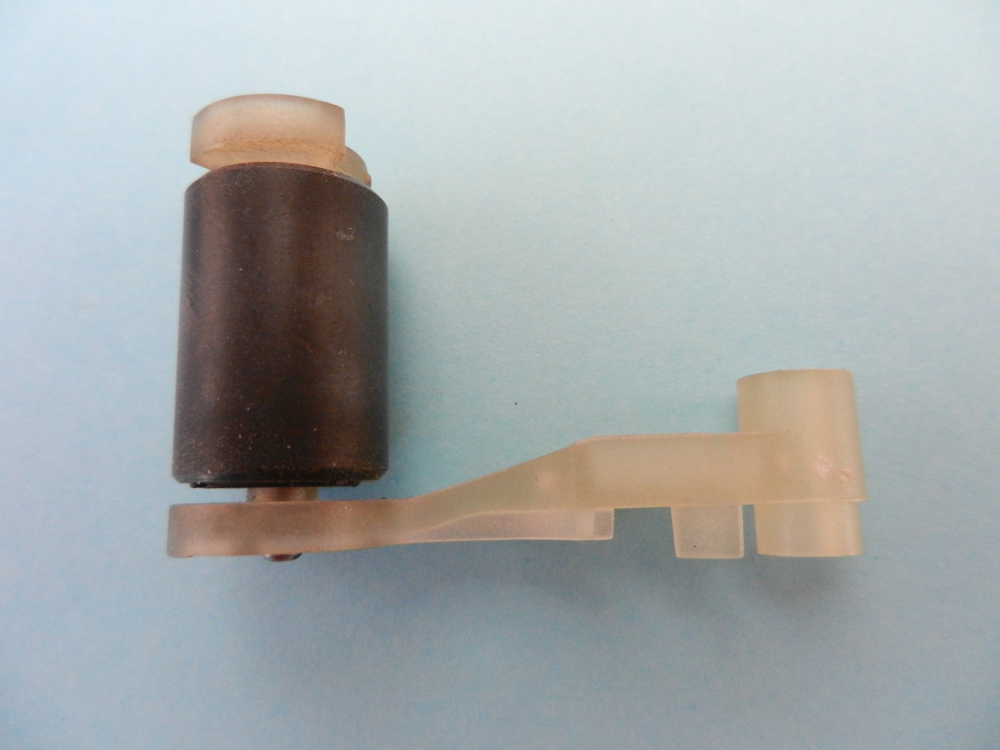 Bandandruckrollenhebel für 2x4Super, 2x4M Videorecorder von GRUNDIG - Original Ersatzteil NEU
