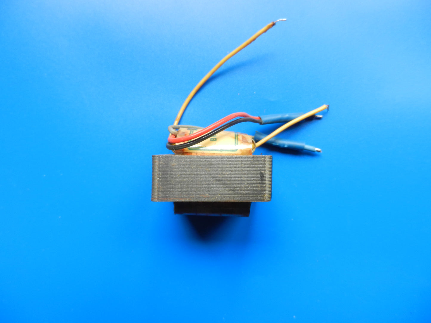 09003-514.01 Netztrafo 11,7V für Cassettengeräte von GRUNDIG