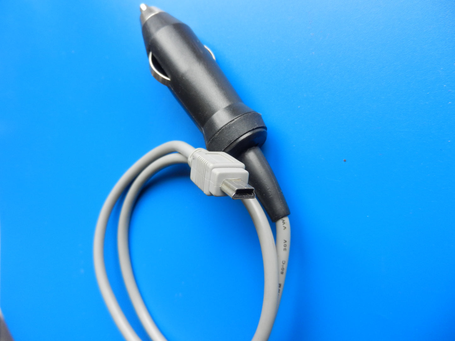 Zigarettenanzünder Kabel 12V mit MINI Stecker 5,25V