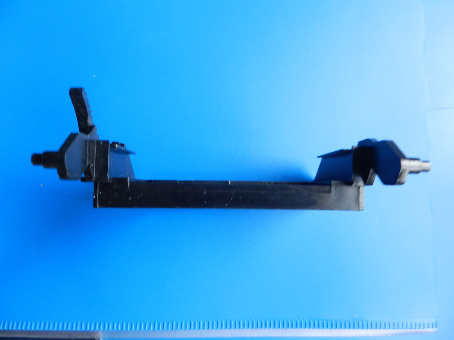 UMS12 Cassettenschacht Hebel für GRUNDIG Hifi Anlage