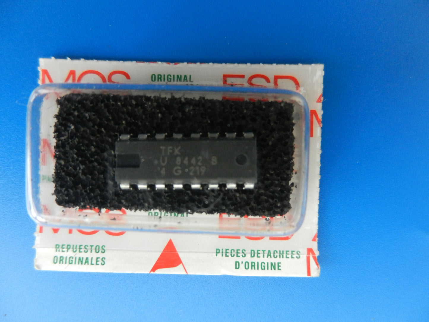 TDA8442 U8442 IC für GRUNDIG, METZ und Loewe Fernseher
