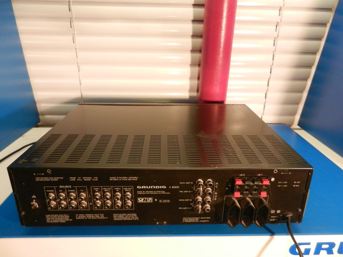 V8300 MKII Vollverstärker von GRUNDIG, funktionsfähig