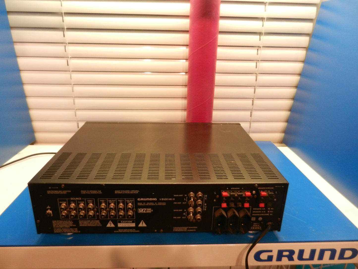 V8400 MKII Vollverstärker von GRUNDIG, funktionsfähig
