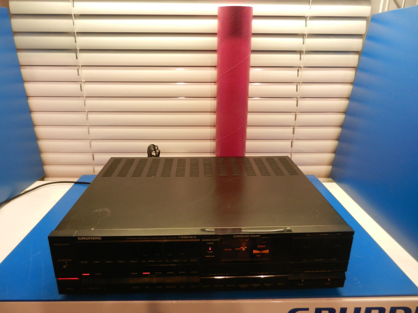 V8400 MKII Vollverstärker von GRUNDIG, funktionsfähig