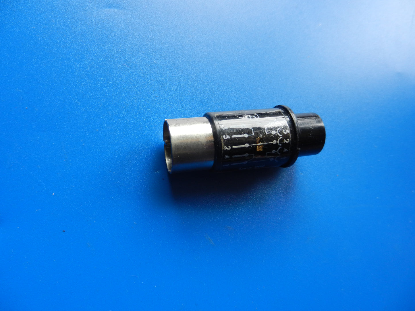 Audio Zwischenstecker / Adapter von Hirschmann 5 pol Stecker auf 5 pol Kupplung 1:1
