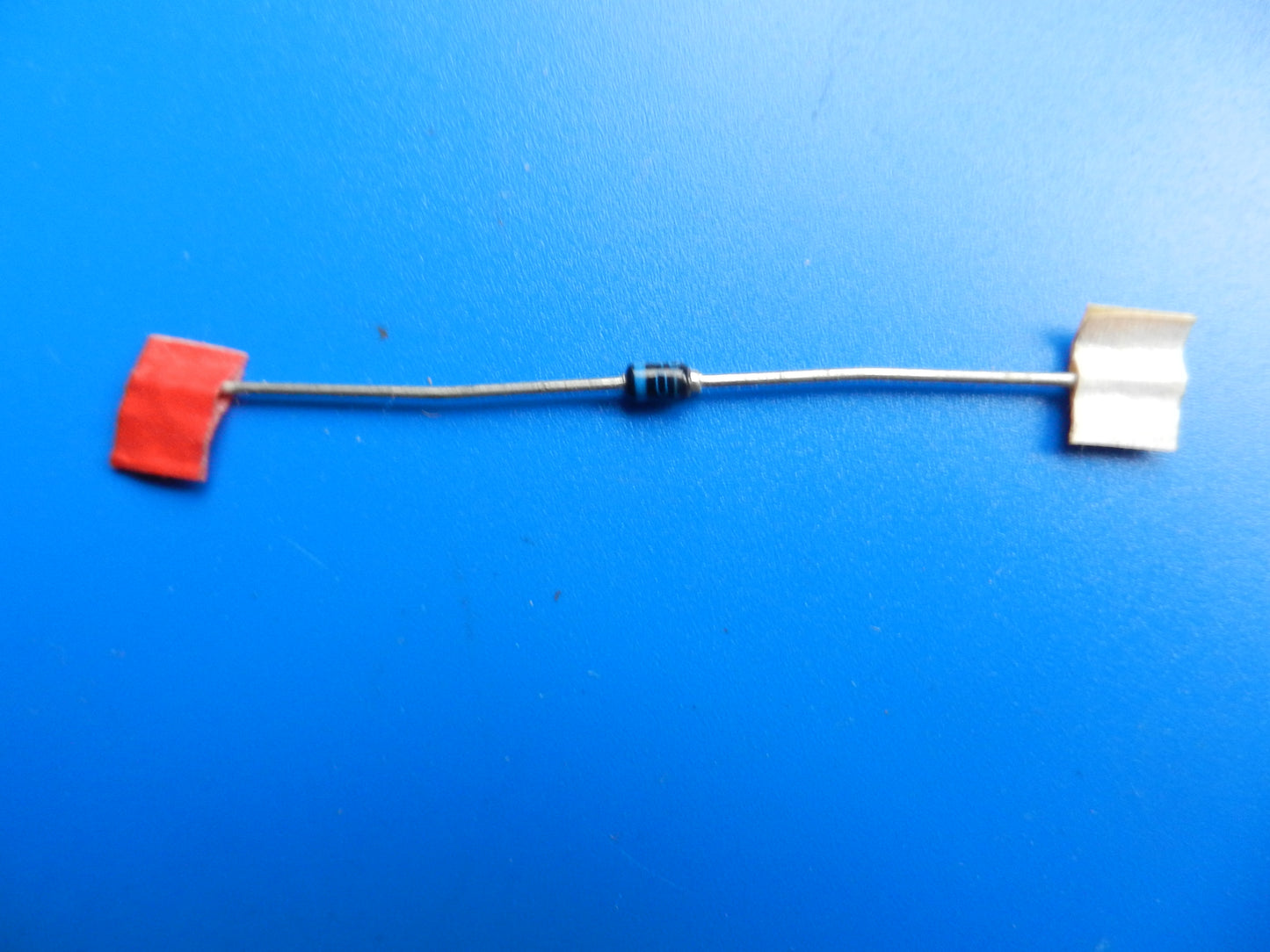 1N4001 Diode für GRUNDIG Hifi Casssettendecks