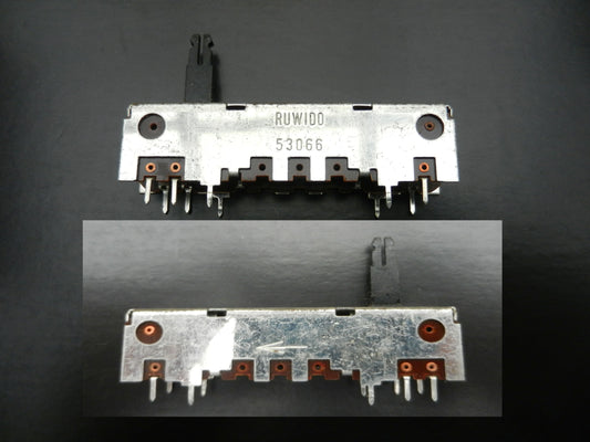 2x200k log Schieberegler 53066 von Ruwido für Hifi Geräte von GRUNDIG