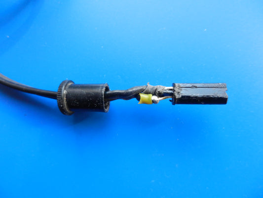 2 pol. Retro Schwachstrom Stecker gebraucht von GRUNDIG für Retro Radios und Cassettengeräte