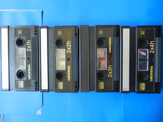 4 Stück Video Cassetten für 2x4 Videorecorder von GRUNDIG für Sammler