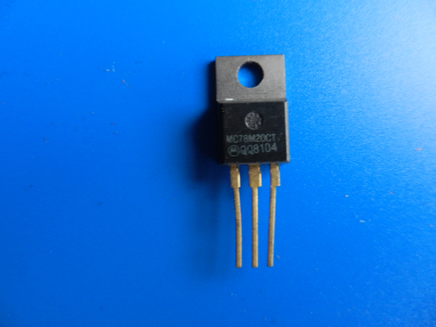 78M20 - 20V Stabi IC für GRUNDIG z.B. MCF, CF , SCF 6200...