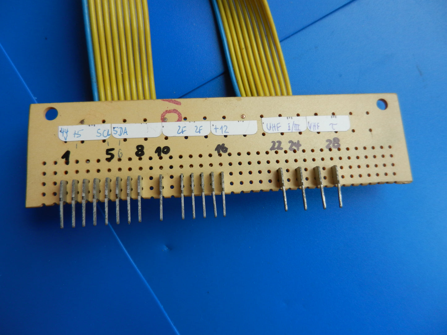Testadapter für TUNER 101.01 für TV Geräte mit CUC Chassis von GRUNDIG