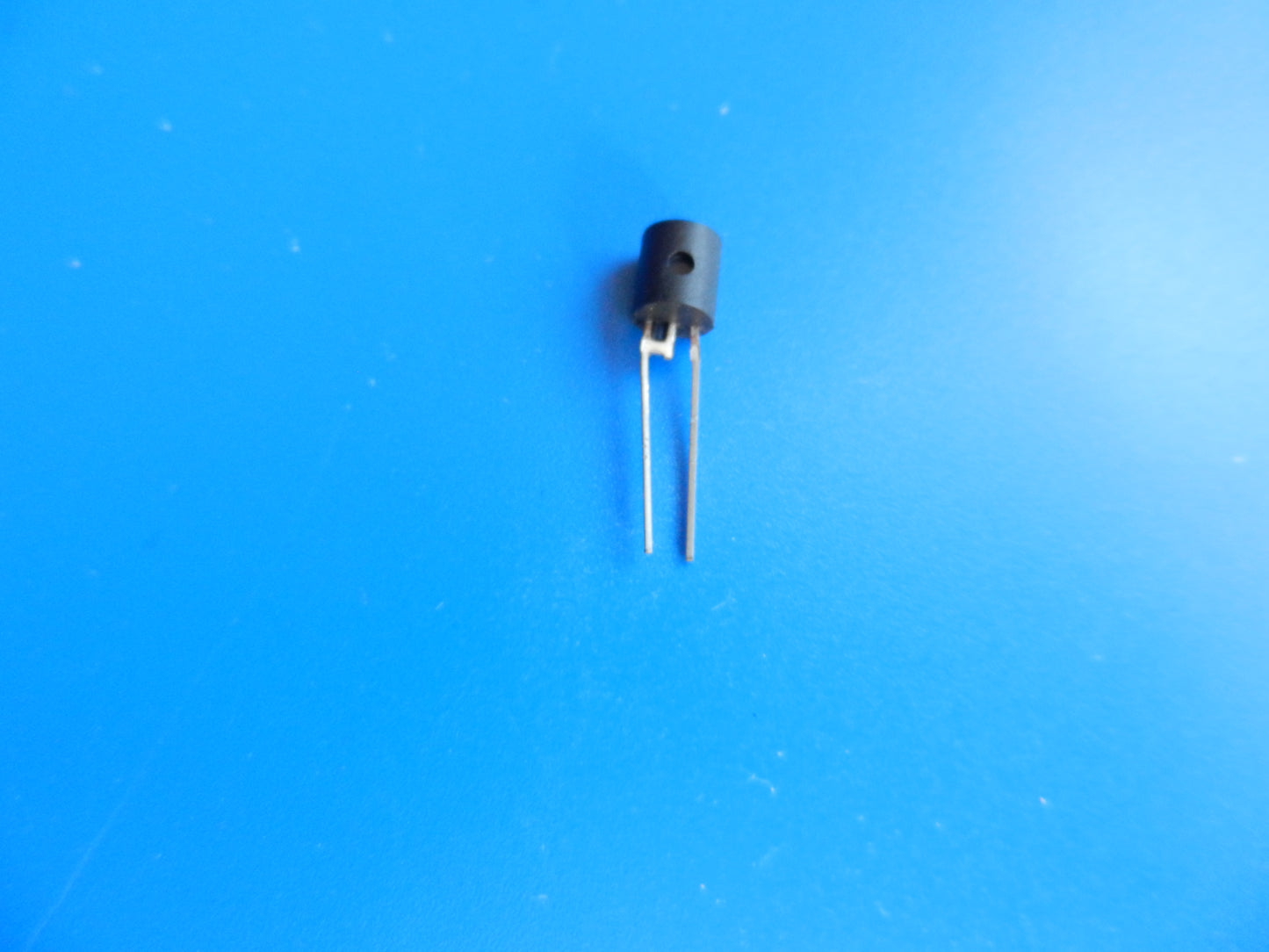 BB130 Kapazitätsdiode Doppeldiode für GRUNDIG Radios und Weltempfänger