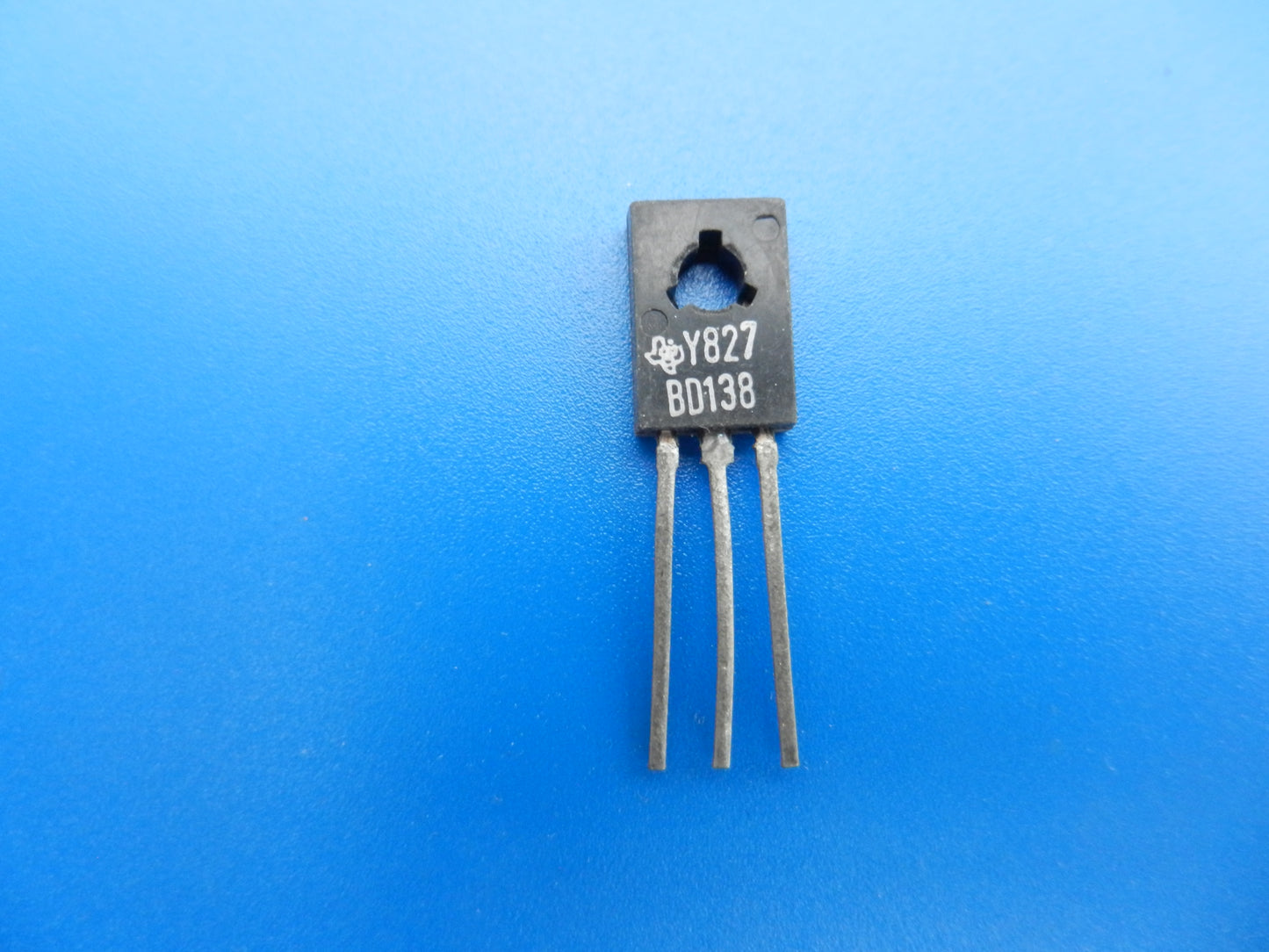 BD136 BD138 Transistor für GRUNDIG Hifi Komponenten