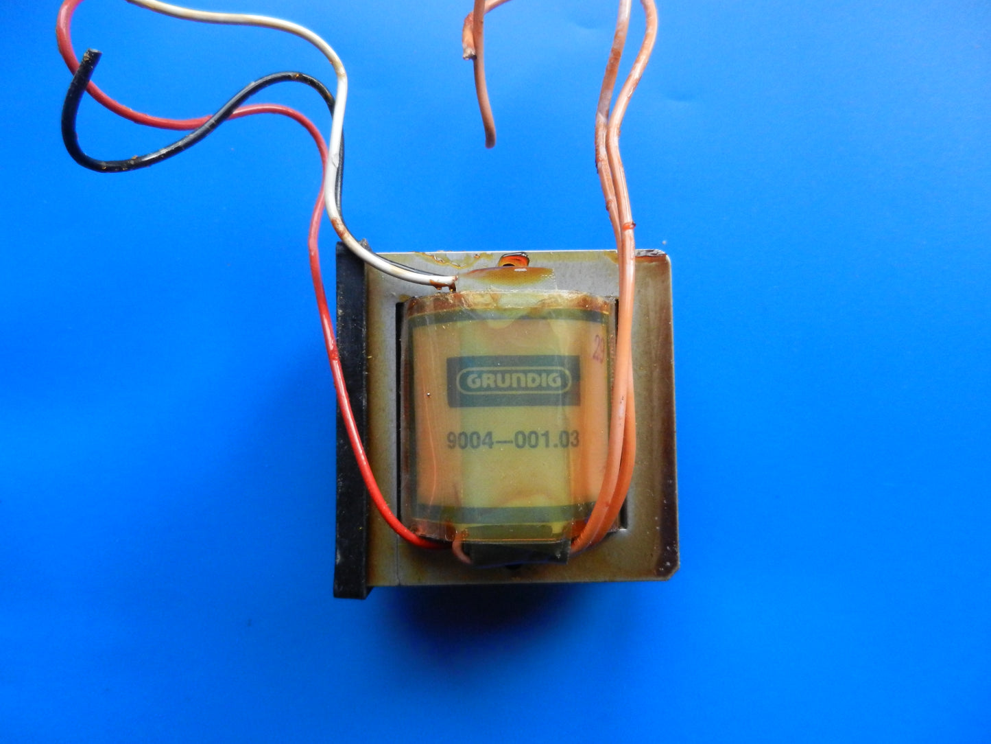 C8000 Netztrafo für Radiorecorder von GRUNDIG