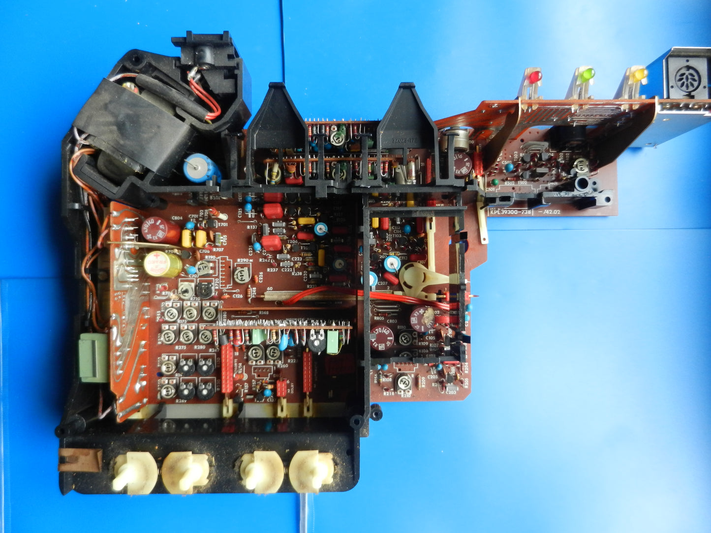 CN930 GRUNDIG Verstärkerplatte Leiterplatte, Dolby, Automatik Module und Trafo mit Netzteil