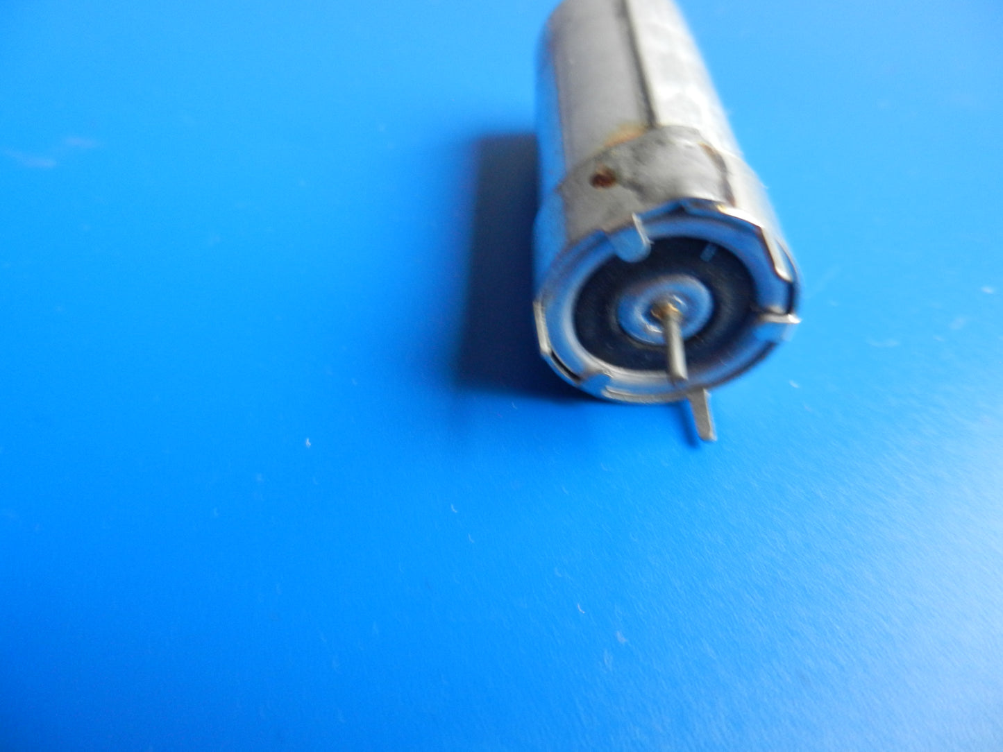 Becher Elko 1000uF 40V für Grundig Hifi Cassetten Decks