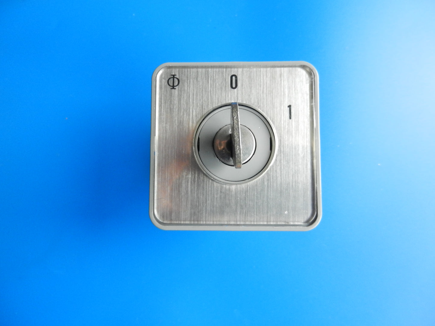 Schlüsselschalter BG10  2-polig von Kraus & Naimer 220V / 12A